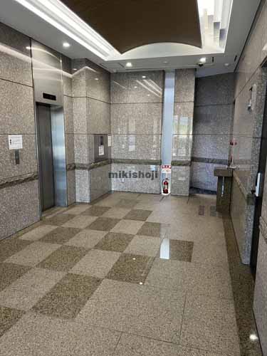 国分町・大町・立町のＴＡＫＡＹＵパークサイドビル エントランス1