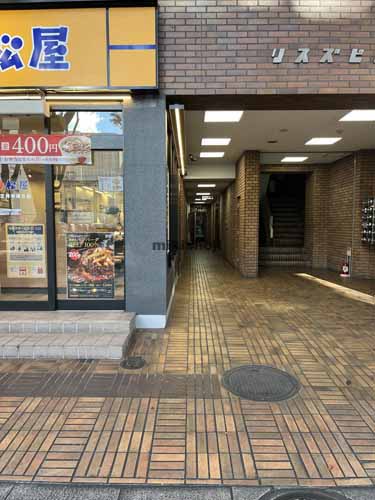 国分町・大町・立町のリスズビル エントランス1