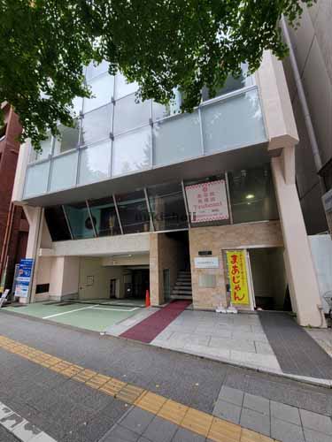 勾当台本町ビル エントランス1