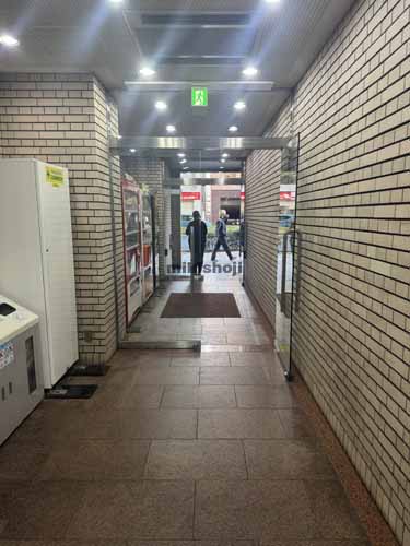 第六広瀬ビル エントランス1