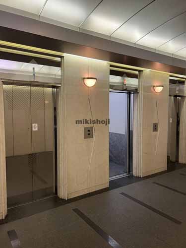 本町・花京院・錦町の三共仙台ビル エレベーターホール1