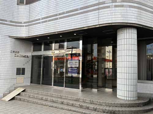 若林区の二軒茶屋エスコムビル エントランス1