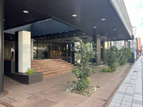 香澄町・十日町の山形十日町ビル エントランス4