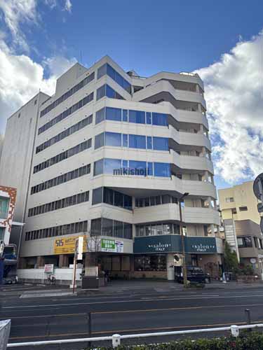 一番町のフライハイトビル 外観2
