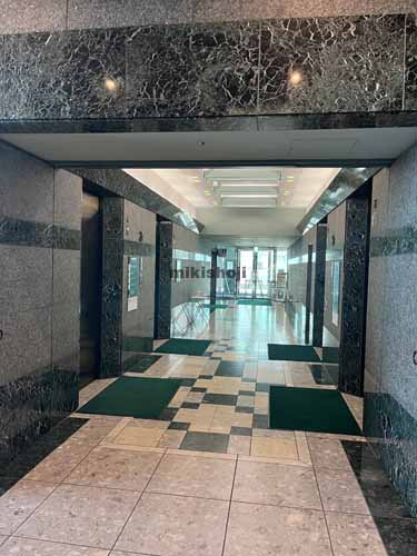 盛岡駅前通のマリオス エレベーターホール1