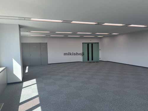 盛岡駅前通のマリオス 貸室内1