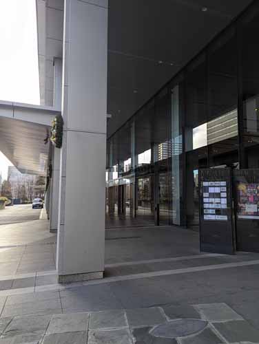 一番町の仙台トラストタワー エントランス6