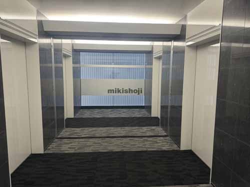 榴岡のアゼリアヒルズ エレベーターホール4