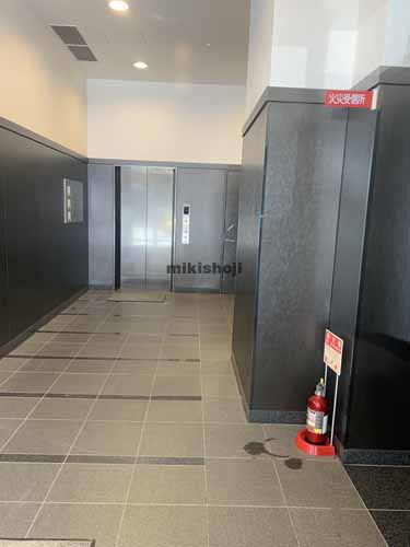 本町・花京院・錦町のソララガーデンオフィス エントランス1