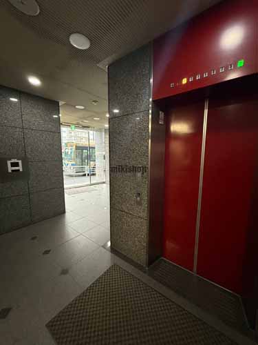 鶴屋町・台町・沢渡の仁保ビル エレベーターホール2