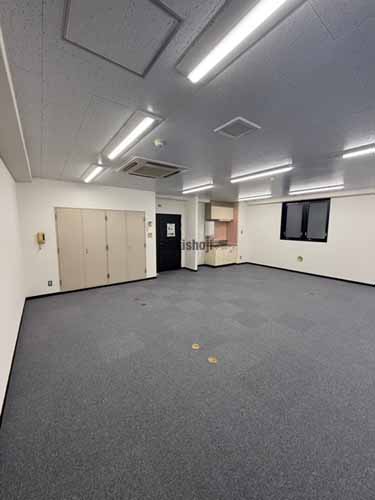 関内の住吉２４ビル 貸室内2