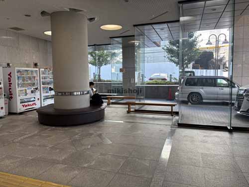 相模原市のプロミティふちのべビル エントランス2