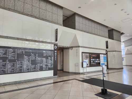 みなとみらいの横浜ランドマークタワー エレベーターホール2
