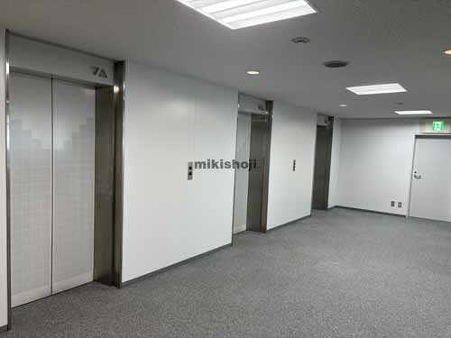 北幸・南幸の横浜ファーストビル エレベーターホール1