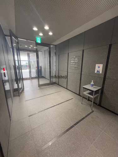 藤沢市の京阪藤沢ビル エントランス1