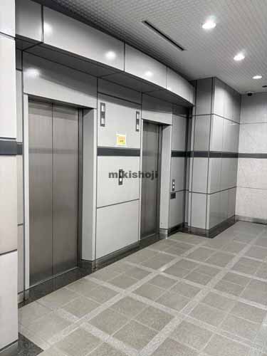 戸塚区のＮ＆Ｆビル２ エレベーターホール3