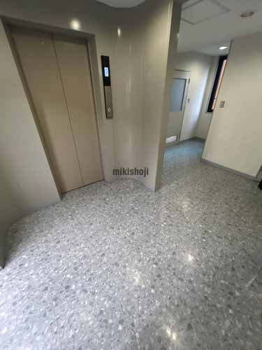 名駅・那古野の名駅ＫＤビル エレベーターホール2
