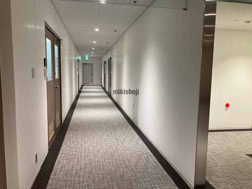 栄の広小路本町ビルディング エレベーターホール3