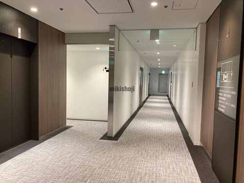 栄の広小路本町ビルディング エレベーターホール4