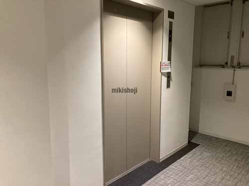 栄の広小路本町ビルディング エレベーターホール5