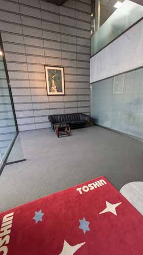ＴＯＳＨＩＮ広小路本町ビル エントランス1