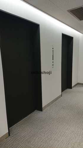栄センタービル エレベーターホール2