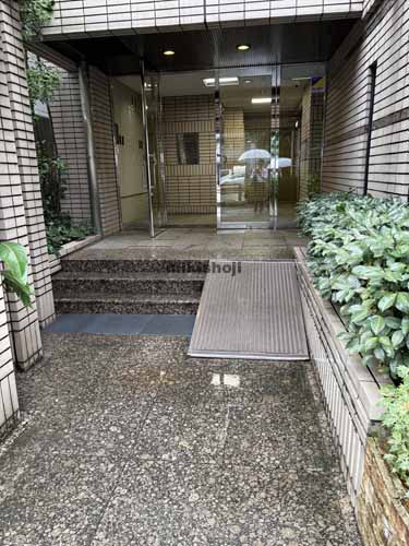 北区全域のコジマビル エントランス1
