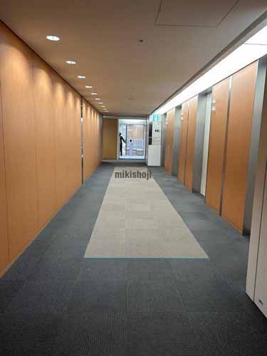 名駅・那古野のミッドランド スクエア エレベーターホール2