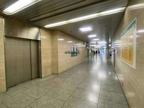 梅田・堂島・中之島の大阪駅前第１ビル エントランス5