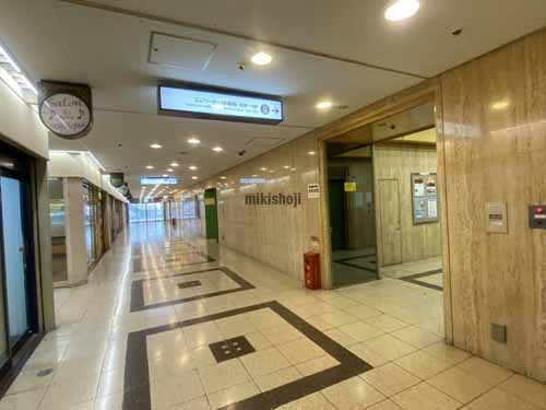 梅田・堂島・中之島の大阪駅前第３ビル エントランス3