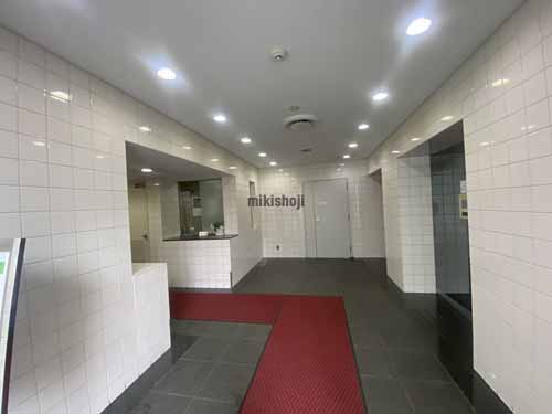 芝田・茶屋町・大深町の東梅田八千代ビル エントランス4