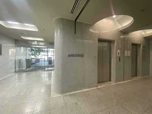 南森町周辺の三共ビル梅新 エントランス2