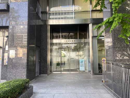南森町周辺の三共ビル梅新 エントランス4