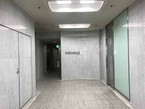 南森町周辺の三共ビル梅新 エントランス5