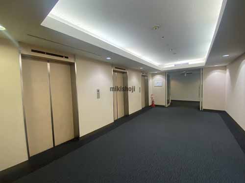 芝田・茶屋町・大深町のＡＢＣ－ＭＡＲＴ梅田ビル エレベーターホール1