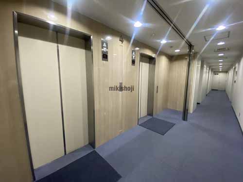 南森町周辺の梅田プラザビル エレベーターホール3