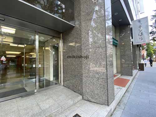創建御堂筋ビル エントランス4