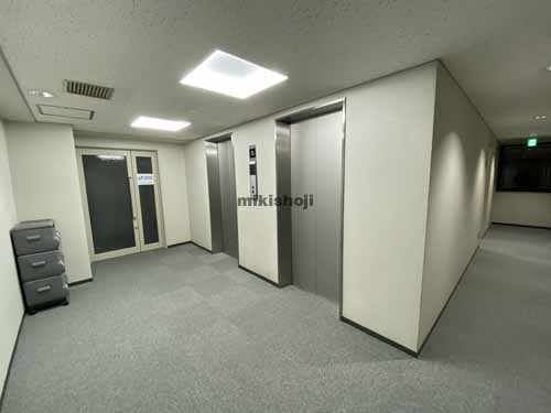 松浦堺筋本町ビル エレベーターホール1