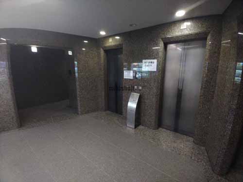 土佐堀・京町堀・西本町の快適生活ビル エントランス2
