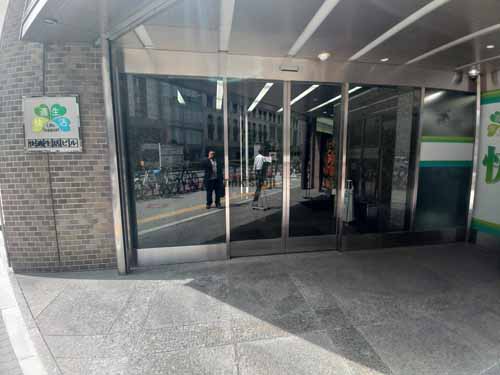 土佐堀・京町堀・西本町の快適生活ビル エントランス3