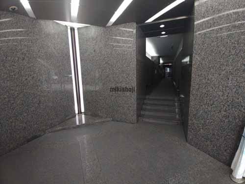 土佐堀・京町堀・西本町の快適生活ビル エントランス4