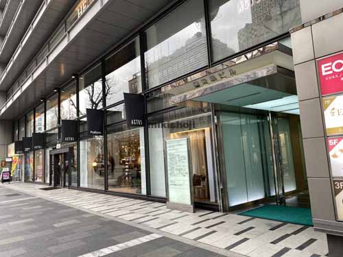 心斎橋・島之内の御堂筋ビルディング エントランス1