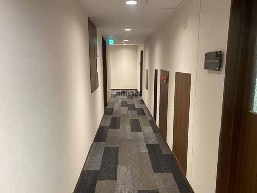 南森町周辺の梅田辰巳ビル エレベーターホール1