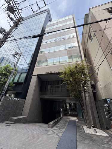 北浜～淡路町のタカクラビル 外観2