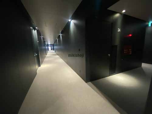 梅田・堂島・中之島の新ダイビル エレベーターホール1