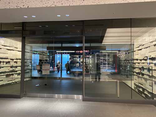 芝田・茶屋町・大深町のグランフロント大阪　タワーＢ・タワーＣ エントランス4