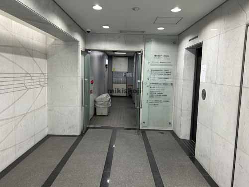 博多駅東・駅南の博多南マークビル エントランス1