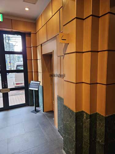 博多駅東・駅南のスフィンクスセンター エレベーターホール1