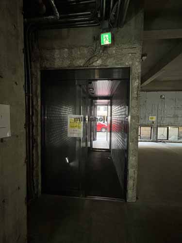 天神の天神重松ビル 貸室内2