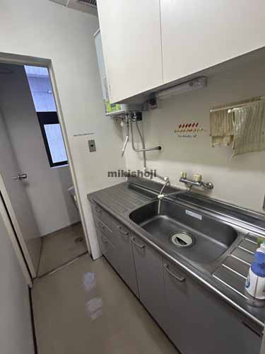 大分市の大分都町ビル 水回り1